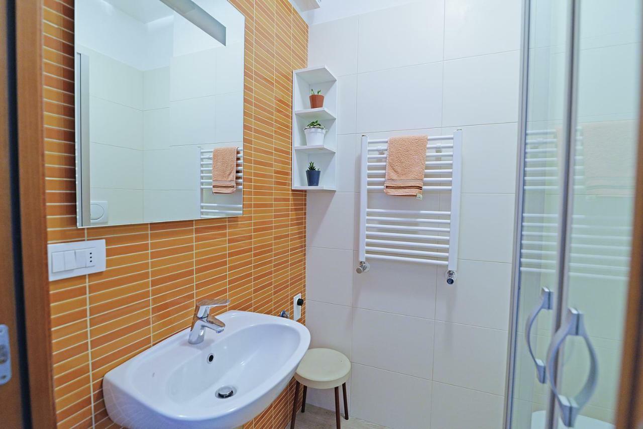 モノーポリ Casa Roberta Bed & Breakfast エクステリア 写真